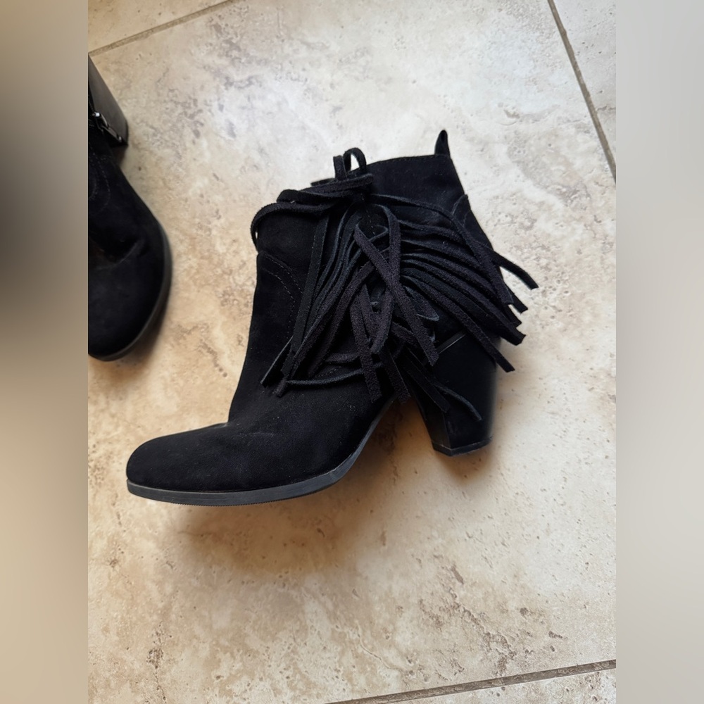 Black Boots